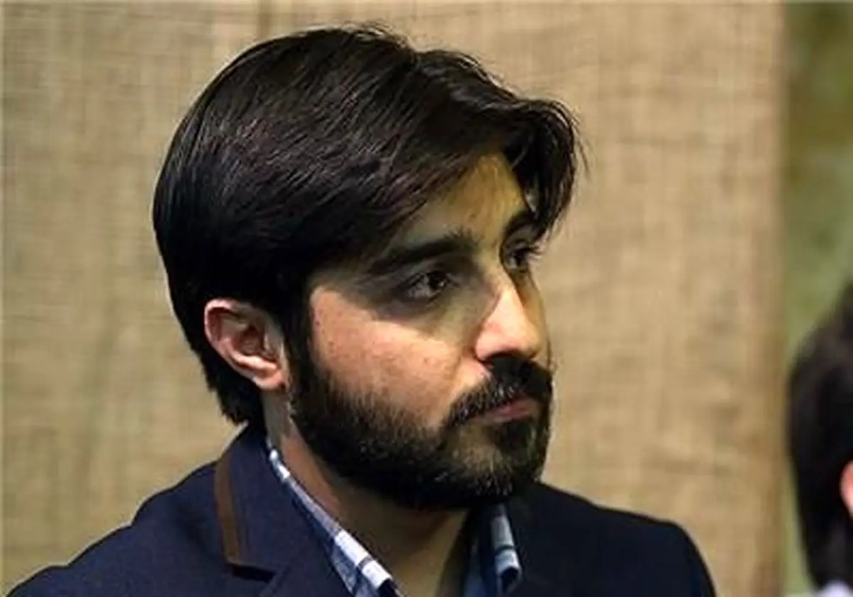 غزل خاموش محمدمهدی سیار/ خاموش لب به هجو جهان باز کرده است