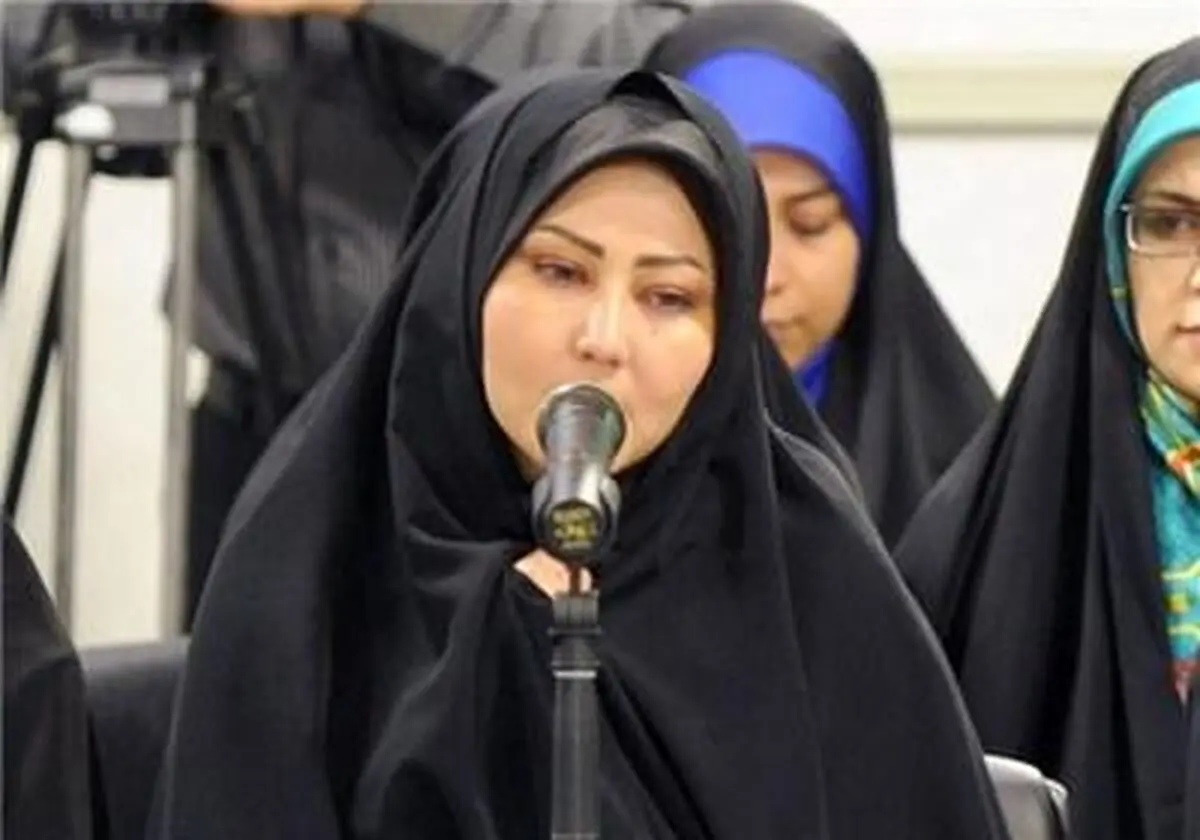 دیدار رهبری در شاعران شور ایجاد می‌کند