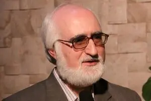 شعر زیبای جواد محقق برای شهدا/ ﮔﻔﺘﯿﻢ ﺑﻤﺎن! رﻓﺘﯽ و از ﺧﻮﯾﺶ ﮔﺬﺷﺘﯽ  رﻓﺘﯽ ﮐﻪ ﺧﻮدت را ﺑﻪ ﺷهیدان ﺑﺮﺳﺎﻧﯽ