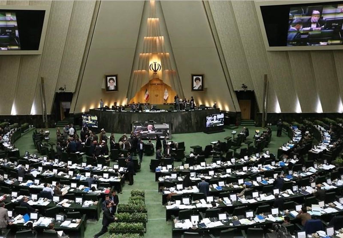 جلسه غیرعلنی مجلس برای بررسی حادثه تروریستی تهران آغاز شد