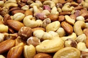 امارات و برخی کشورهای اروپایی وآسیایی حساب‌های ما را بستند/یک ال‌سی هم گشایش نشد/حساب مرا هم مسدود کردند