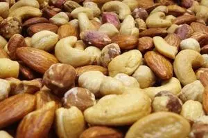 امارات و برخی کشورهای اروپایی وآسیایی حساب‌های ما را بستند/یک ال‌سی هم گشایش نشد/حساب مرا هم مسدود کردند
