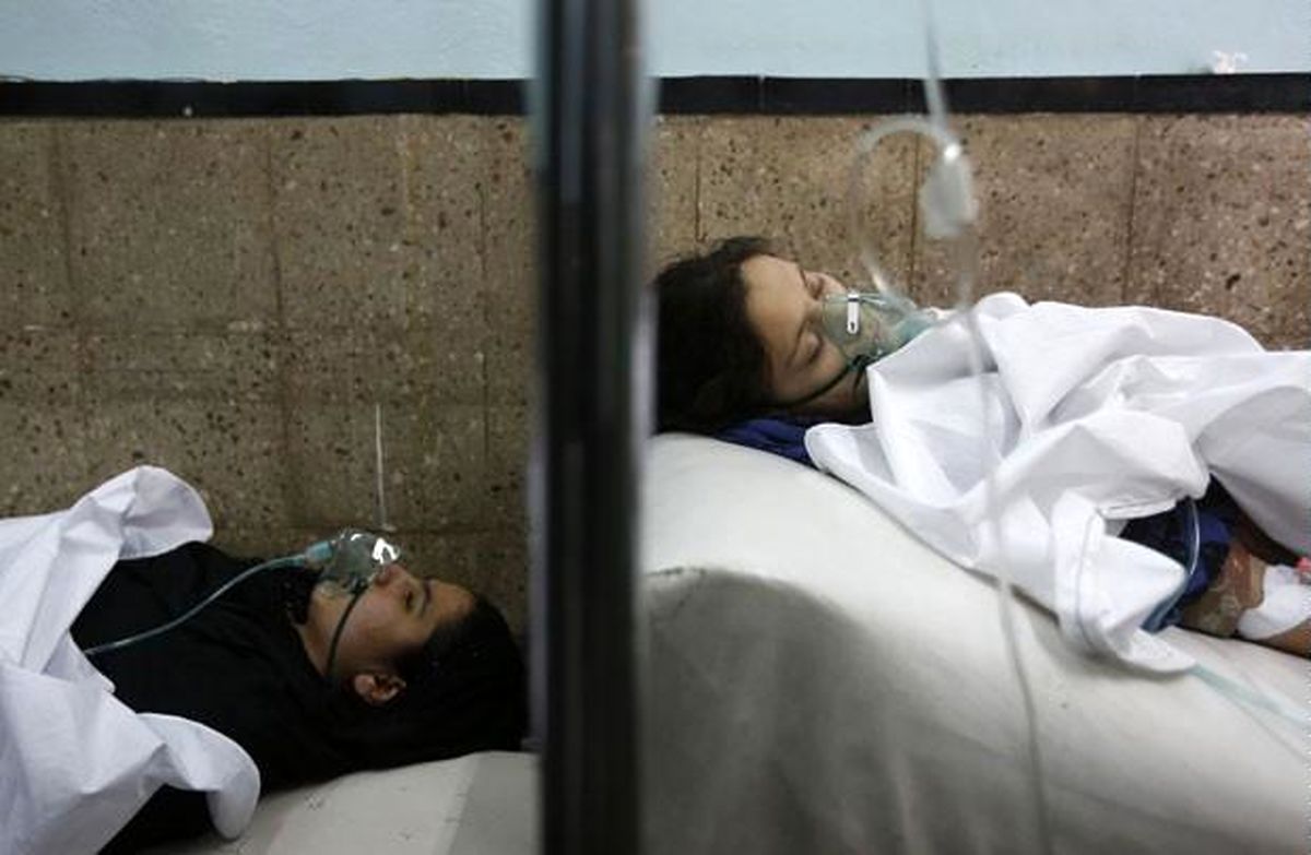 استشمام بوی تعفن در خاش ۶۰ نفر را راهی بیمارستان کرد/ آغاز بررسی‌های پلیس برای مشخص شدن علت بو