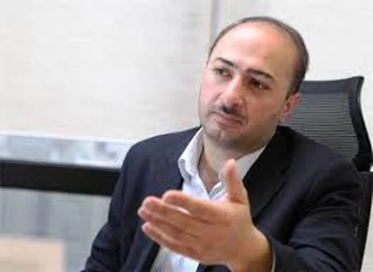 عملکرد بانک مرکزی، وزارت اقتصاد و سازمان برنامه در حد انتظار نبود