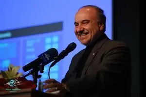 سلطانی‌فر: طاهری بازنشسته است اما کارش را ادامه می‌دهد/ هیأت مدیره سرخابی‌ها تا آخر خرداد ترمیم می‌شوند