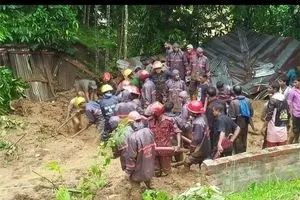 رانش زمین در بنگلادش ۱۴۵ کشته برجا گذاشت/ ده‌ها نفر مفقود + تصاویر