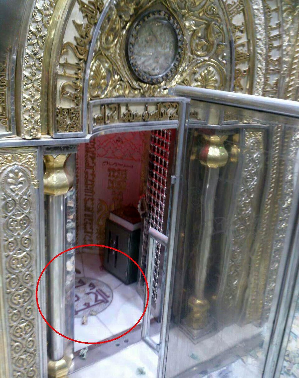 اذان سوزناک صبح ۱۹ رمضان از محل ضربت خوردن امیرالمومنین(ع) در مسجد کوفه