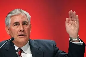 تیلرسون: از عناصر داخلی ایران برای تغییر نظام سیاسی این کشور حمایت می‌کنیم