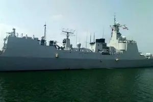 ناو گروه اعزامی چین در بندرعباس پهلو گرفت