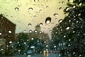 بارش باران تا روز دوشنبه/ وزش باد شدید در بیشتر استان‌ها