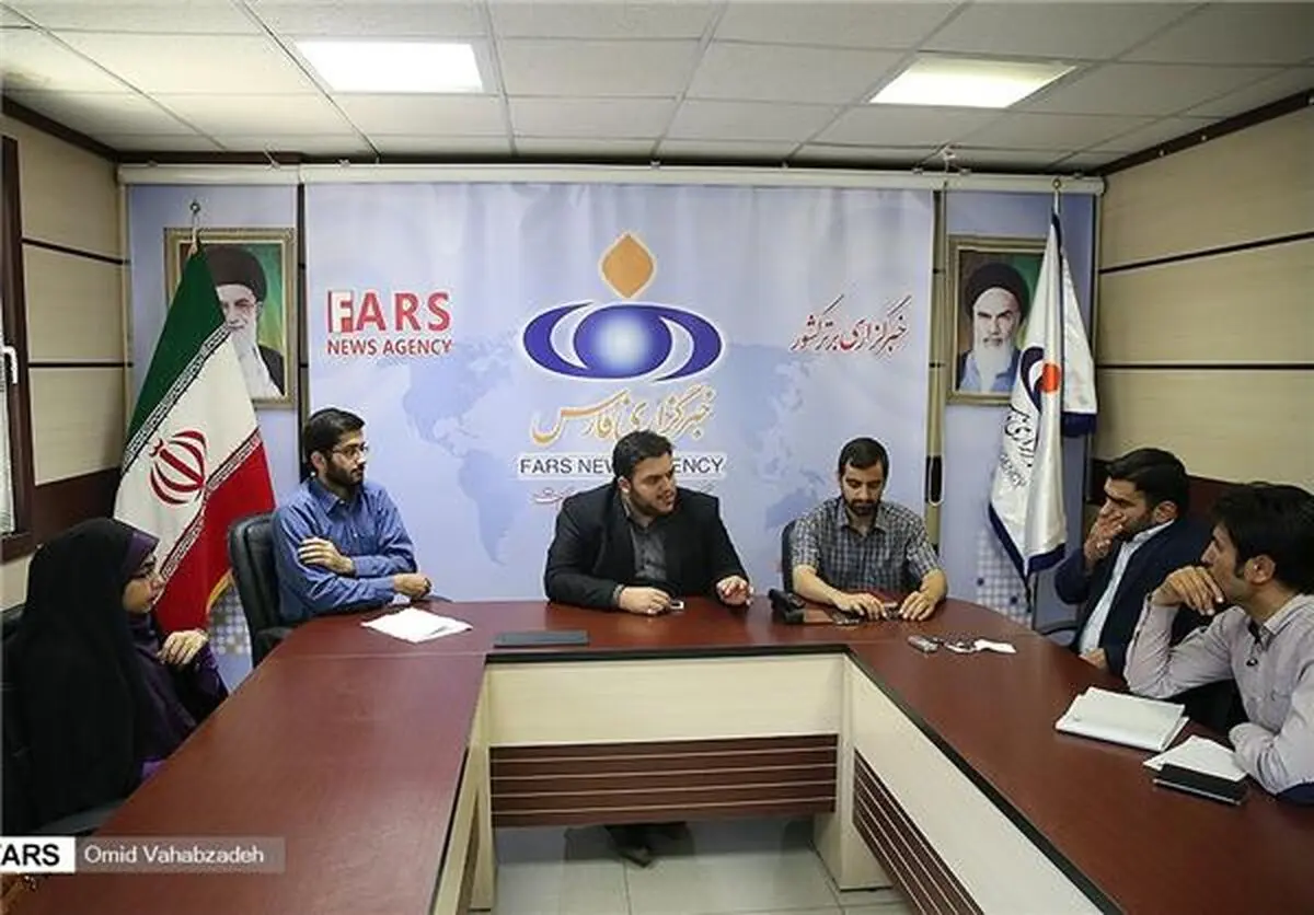 مظاهری: آشنا با منظومه فکری رهبری، "آتش به اختیار" را به بی‌قانونی تعبیر نمی‌کند/ منتظمی: در چارچوب ساختارها برای رفع مشکل تلاش می‌کنیم
