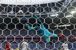 میزبان فاتح بازی افتتاحیه شد/  