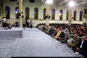 خانواده‌های شهدای مرزبانی و مدافع حرم با رهبر انقلاب دیدار کردند + تصاویر