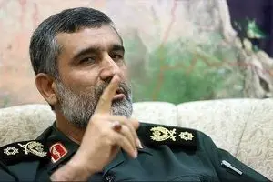 سردار حاجی‌زاده: جواب ترقه‌بازی تکفیری‌ها را با موشک دادیم