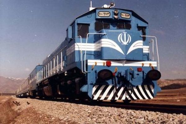 حمل مسافر در شبکه ریلی ۱۲ درصد رشد کرد/ قطار گردشگری مسیر تهران-سواد کوه راه اندازی شد