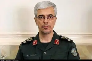 رئیس ستاد کل نیروهای مسلح ‌از وزیر دفاع تقدیر کرد