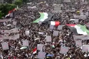 راهپیمایی پرشور یمنی‌ها در صنعا به مناسبت روز جهانی قدس