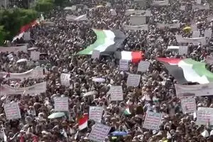 راهپیمایی پرشور یمنی‌ها در صنعا به مناسبت روز جهانی قدس