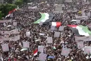 راهپیمایی پرشور یمنی‌ها در صنعا به مناسبت روز جهانی قدس