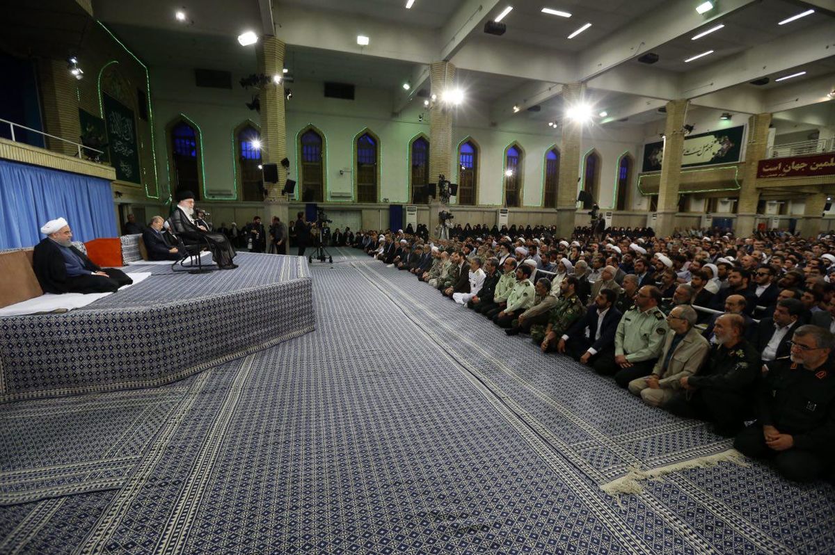 مسئولان نظام و سفرای کشورهای اسلامی با رهبر انقلاب دیدار کردند + تصاویر