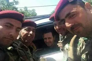تردد بشار اسد و همسرش با خودروی شخصی‌اش در ۴ شهر سوریه + تصاویر