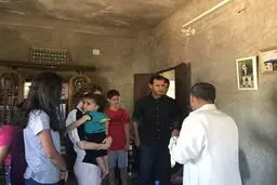 بازدید بشار اسد از خانواده شهدا و مجروحان جنگ سوریه +عکس