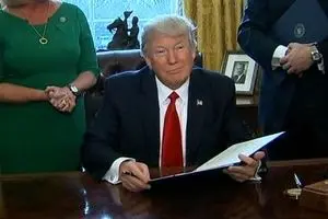 اجرای فرمان منع صدور ویزای آمریکا برای ایرانی‌ها امروز آغاز می‌‎شود