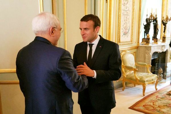 ظریف: دیدار با ماکرون بسیار خوب بود/ پیام آقای روحانی به همتای فرانسوی ارائه شد