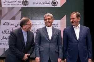 حرکت معکوس و غیرکارشناسی دولت در تفکیک وزارتخانه‌ها!