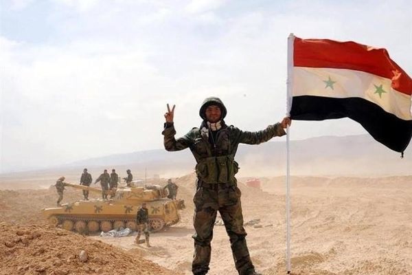 ارتش سوریه حلقه محاصره داعش را تنگ‌تر کرد