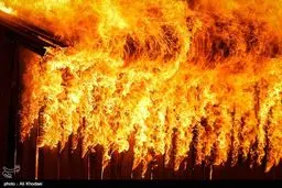 حریق نزدیکترین مجتمع به حرم مطهر دقایقی پیش مهار شد