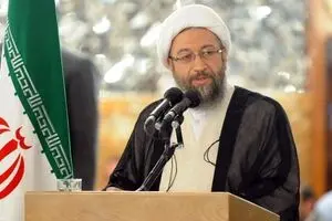 عده‌ای در داخل برای دوستی با دشمن دست دراز می‌کنند/ تشکیل نهاد 