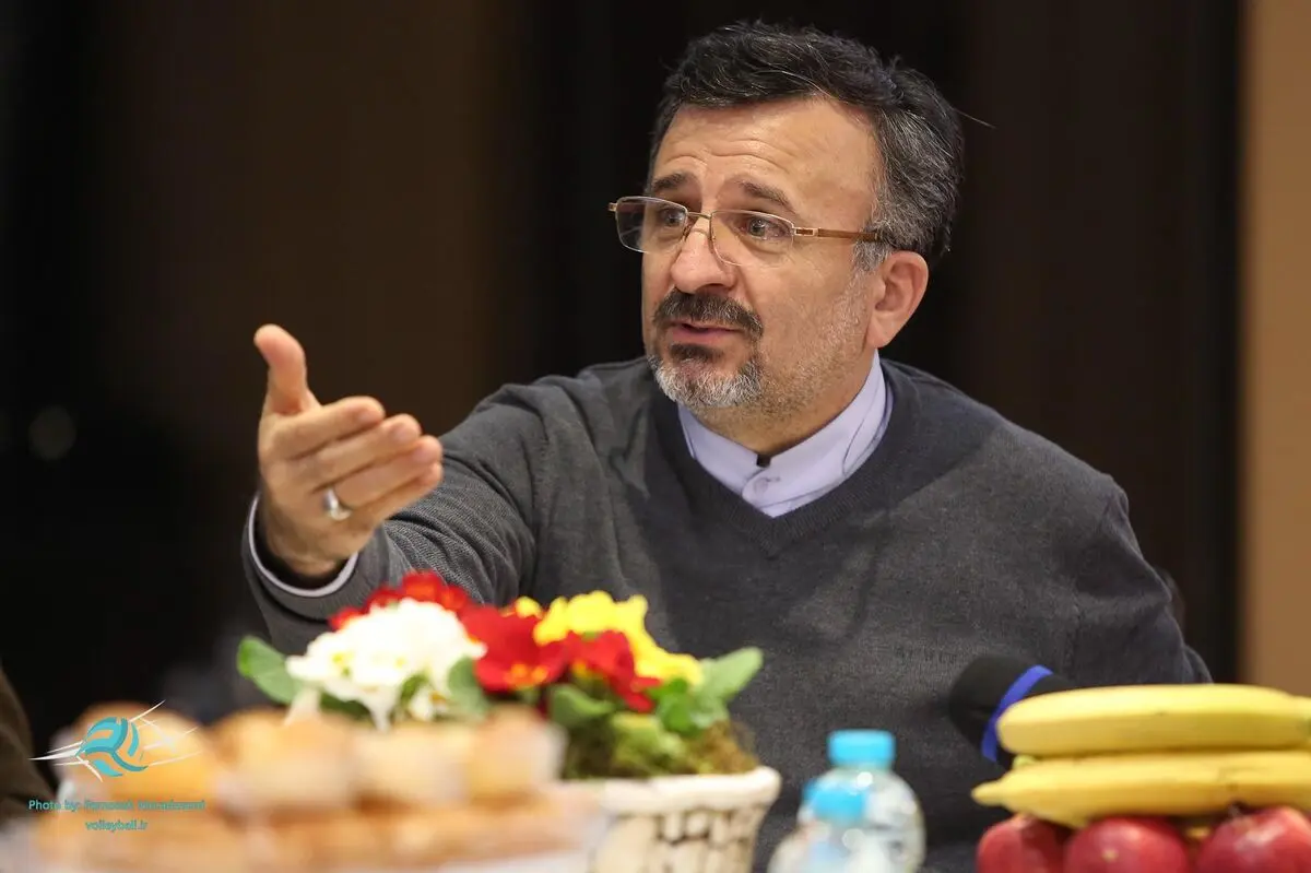 داورزنی: تا آخر هفته هیات مدیره جدید پرسپولیس معرفی می‌شود/ سفرهای خارجی باید به نفع ورزش کشور باشد