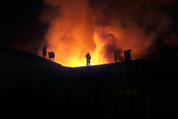 آتش‌سوزی در پالایشگاه آبادان ۶ مصدوم به جا گذاشت
