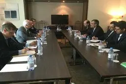 دیدار جابری انصاری با دیمیستورا/ تاکید بر تثبیت آتش‌بس در سوریه