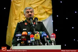 سرلشکر جعفری: صلح وقتی معنا دارد که دشمن از جنگ با ما بترسد/ صلح با مذاکره صرف به دست نمی‌آید
