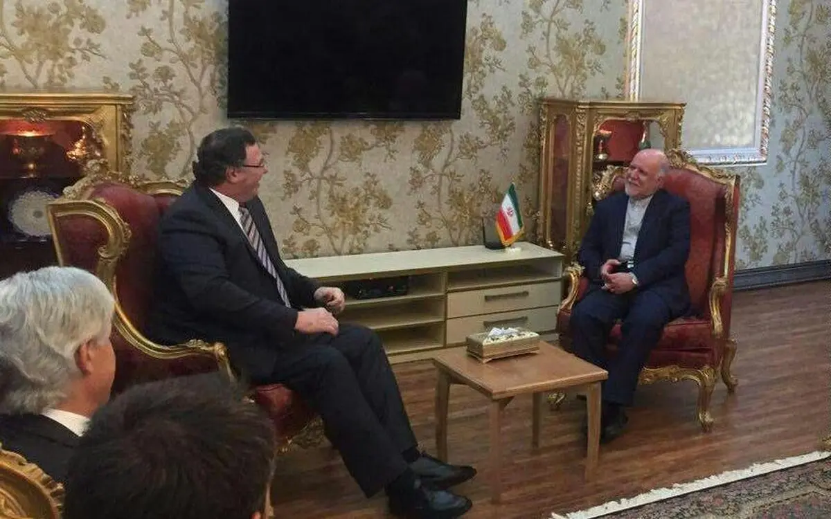 زوایای پنهان حضور توتال در ایران/ توتال مامور حداکثر سازی برداشت قطر از پارس جنوبی است!