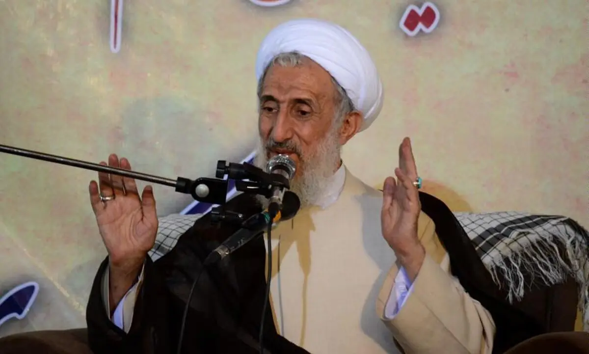 مسئولان حاشیه‌سازی نکنند/ اگر مسئول مملکت با ولی خود نسازد یعنی اخلاق ندارد