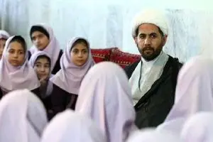 روایت داستان روحانی که خود را وقف کودکان بیمار کرد