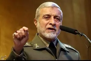سپاه و بسیج نظام را در مقابل هجمه‌های داخلی و خارجی بیمه کرد