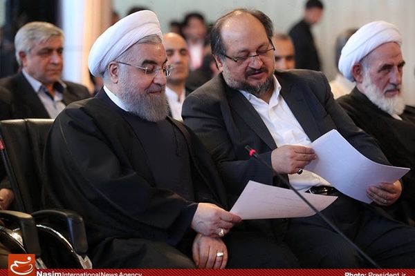 تصویر خیالی روزنامه ایران دو سال بعد از برجام!