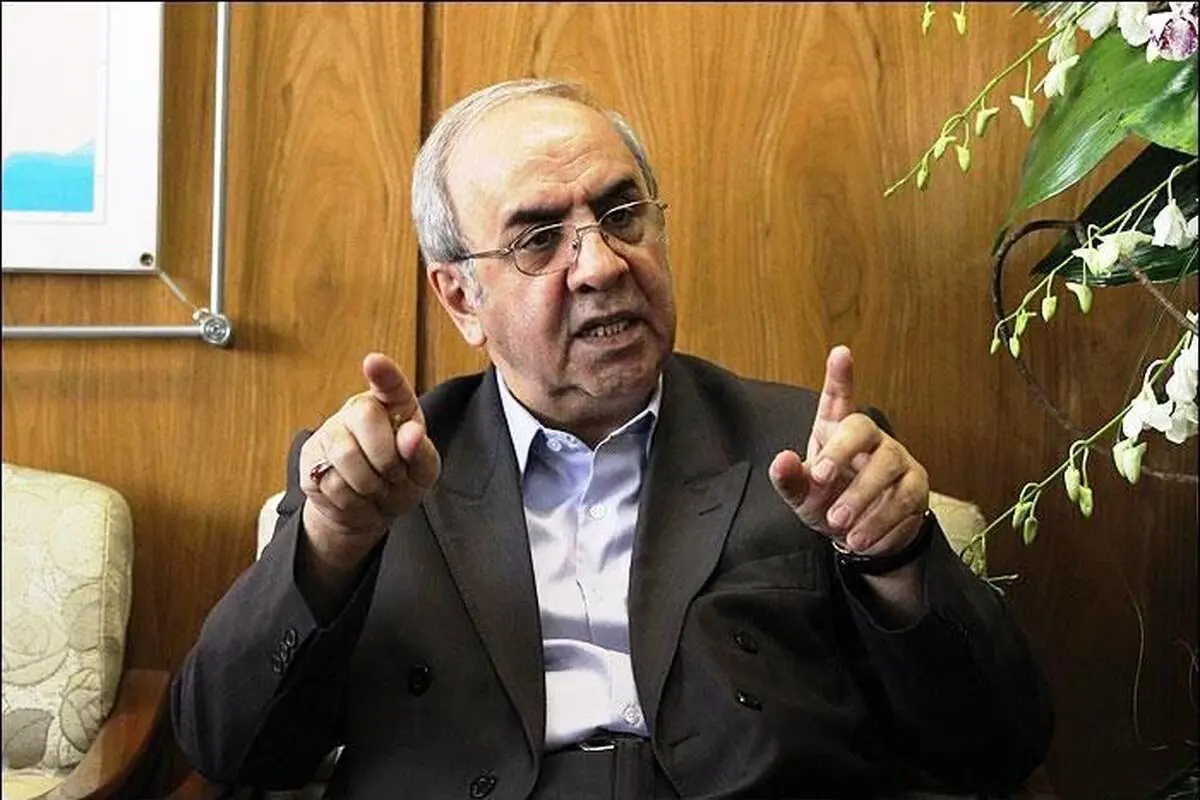 معظمی: تعطیلی کارخانه‌ها جای نگرانی ندارد!/ از ۲۸ موافقتنامه بعد از برجام فقط توانستیم ۸ مورد را تبدیل به قرارداد کنیم