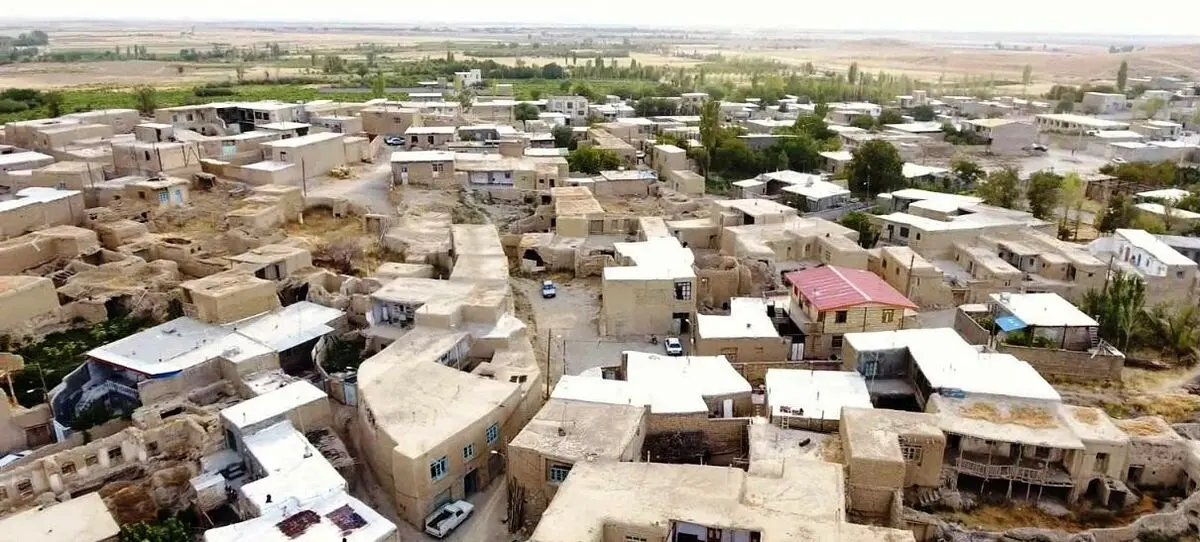 ساخت مسکن روستایی برای خانوارهای دو معلول کلید خورد