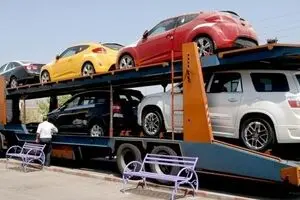 دولت روحانی رکورد واردات خودرو را شکست/ واردات خودرو ۱۳۵ درصد رشد کرد/ بهار امسال ۳۰ هزار خودرو وارد کشور شد!