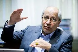 نیلی: هفت سال دیگر از رکود خارج می‌شویم!/ دولت قبل ما را در رکودی فرو برده که برای خروج از آن ۱۰ سال زمان لازم است/ تازه سه سال آن گذشته است