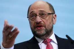 پاتک سیاسی شولتز به مرکل/بحران پناهجویان در آلمان جدی تر می شود