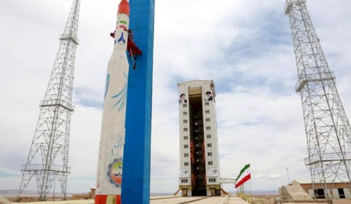 پایگاه امام خمینی(ره) نقطه عطفی برای کشور ما خواهد بود/ ورود ایران به رقابت با قدرتهای جهانی در پرتاب ماهواره های سبک