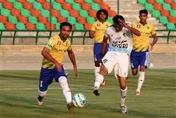 مومنی: در هفته های نخست تیم ها از هم شناخت ندارند/ پنالتی صد در صد درست بود