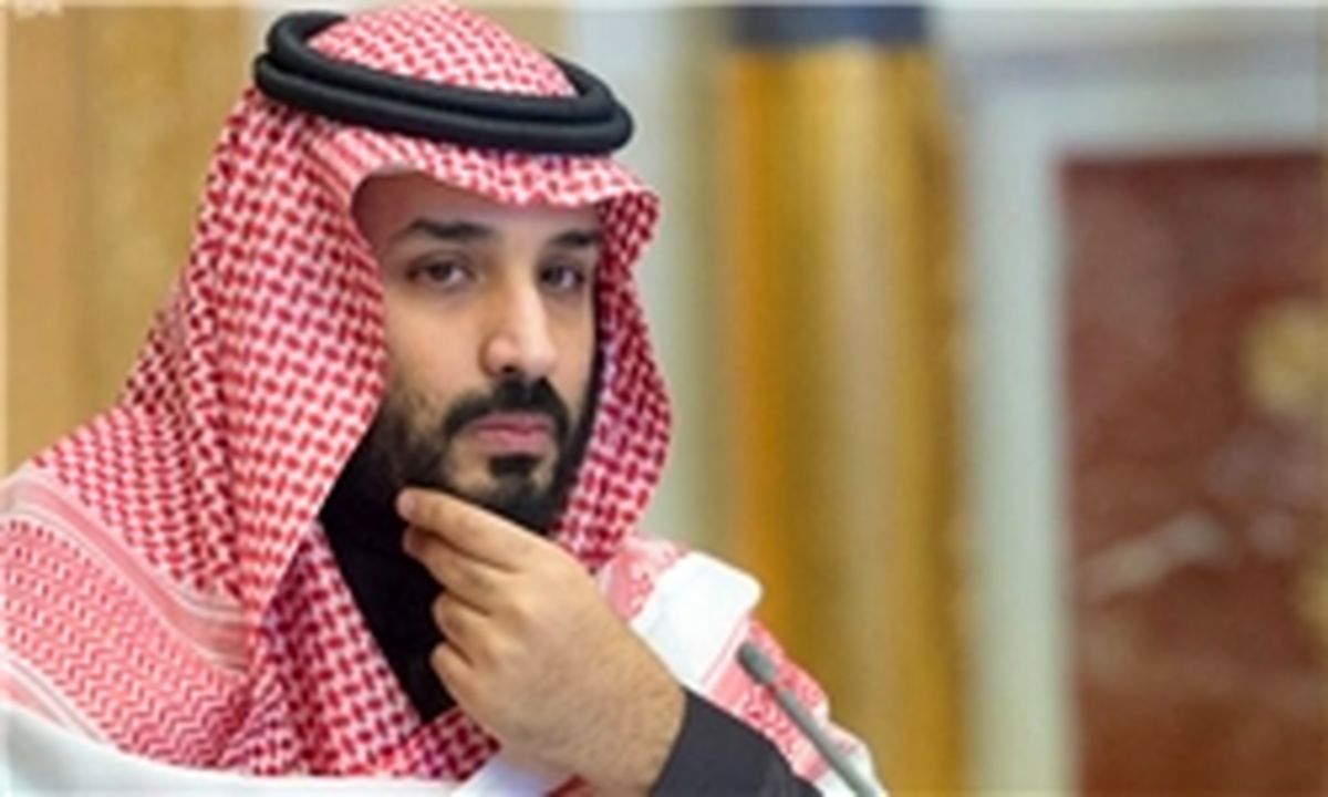مقامات سعودی روزنامه‌نگاران را برای چگونگی انتقاد از قطر تحت فشار می‌گذارند