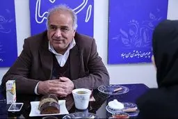 بسته ۵۰ هزار میلیارد تومانی بانک مرکزی فقط یک مُسَکن است/ در چهار سال گذشته ۷۰ درصد افزایش تورم داشتیم!